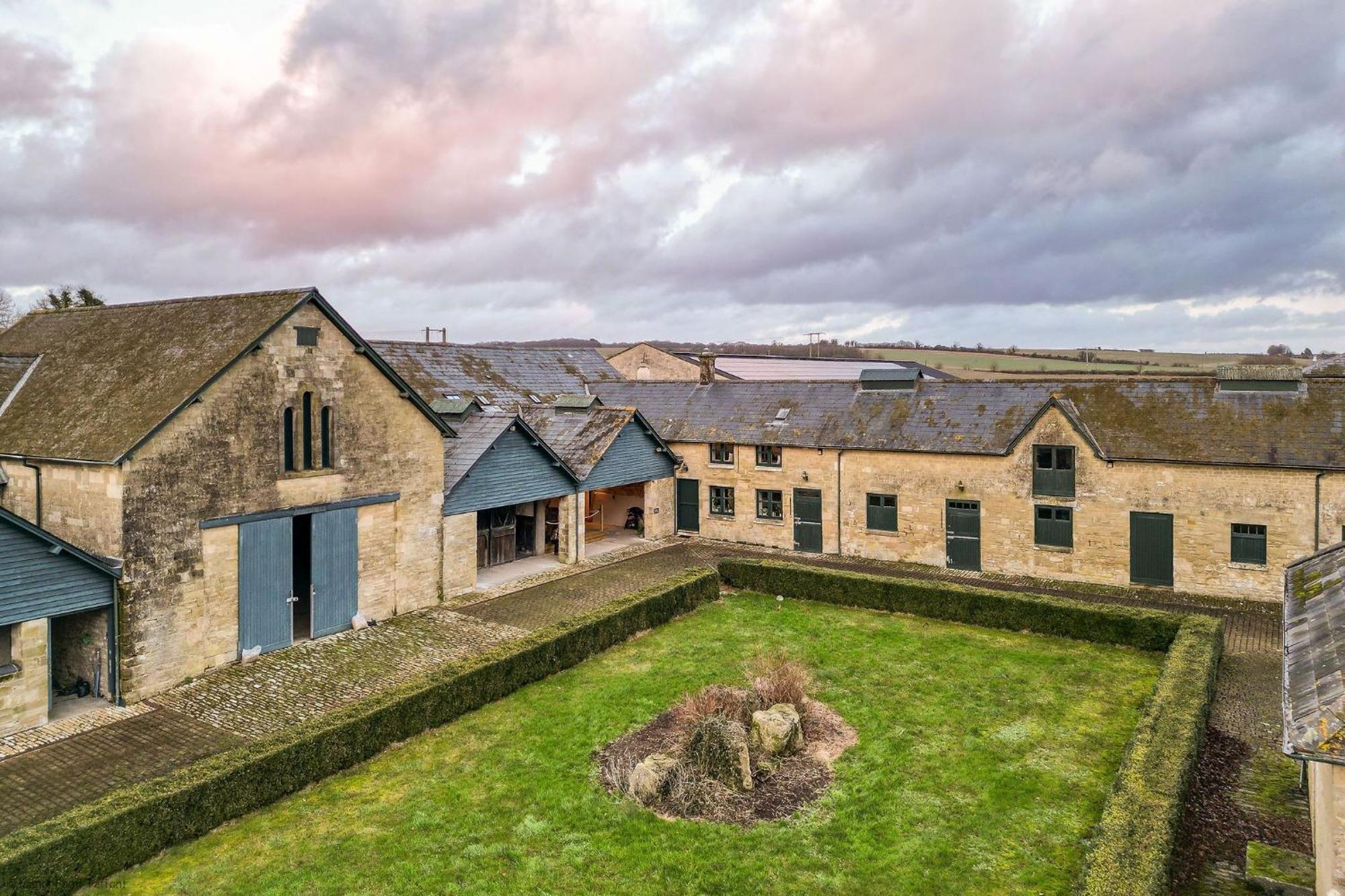 Holiday home The Garret